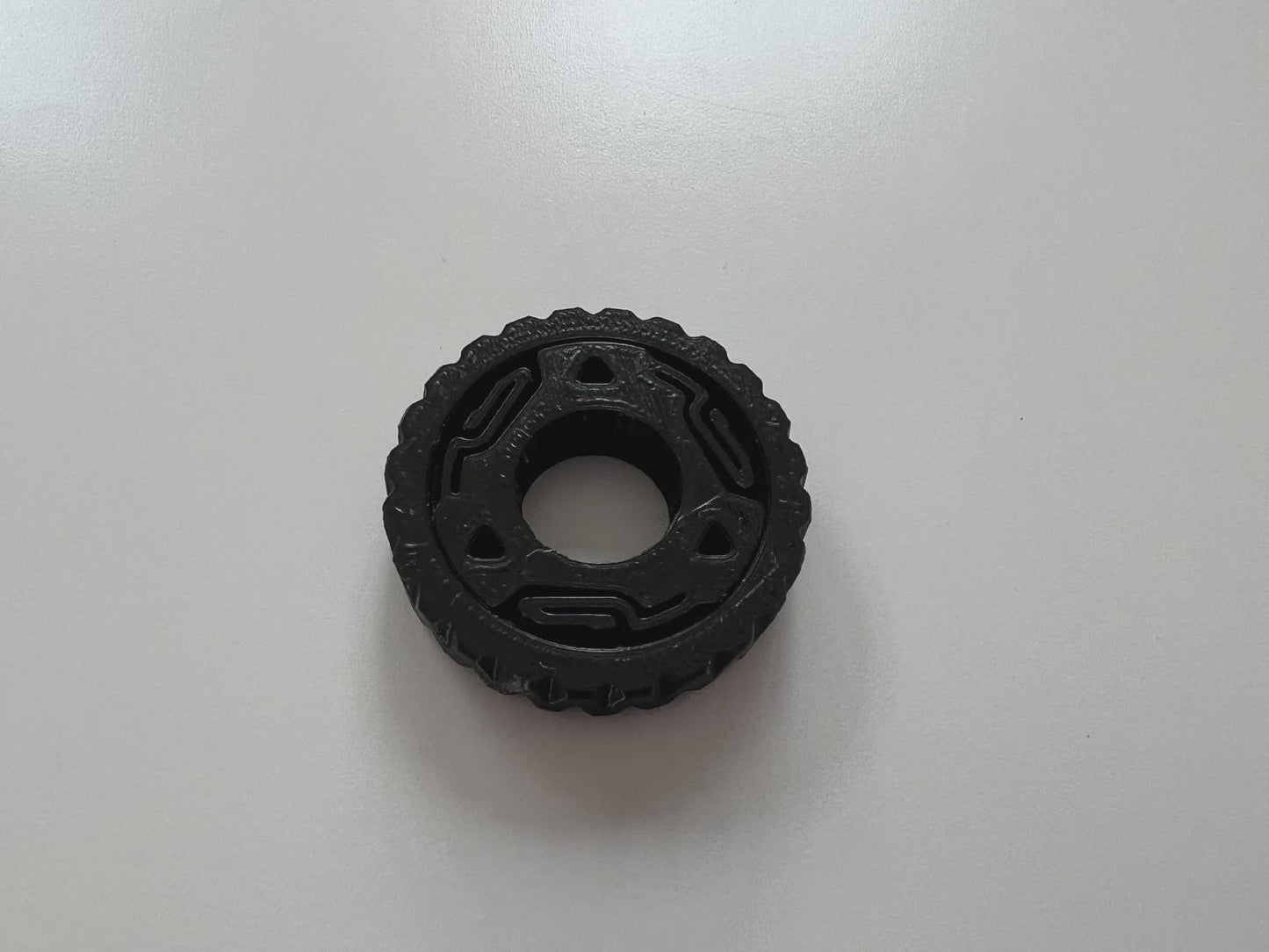 Fidget Spinner Ring – 16mm | Diamond, Tire & Grid Bezels | Stress Relief Toy