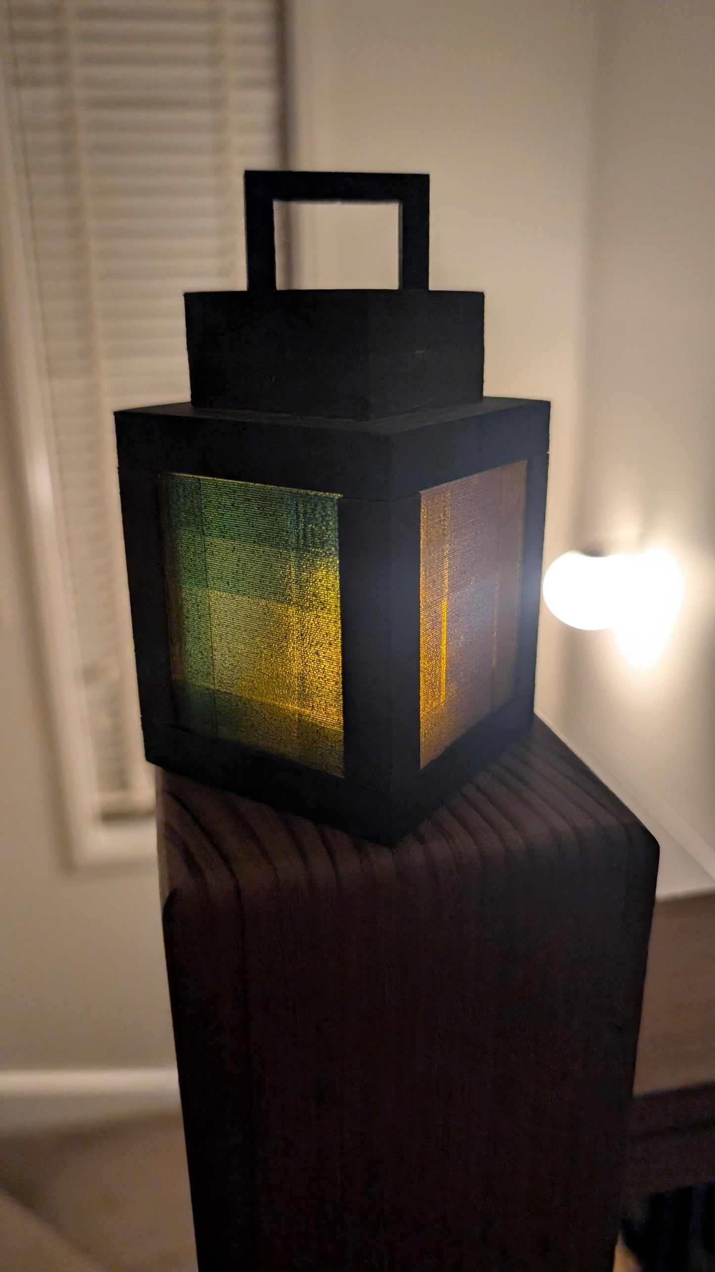 Minecraft Lantern-Inspired Table Lamp – 3D Wood Filament PLA | Cozy LED Tealight Candle Included