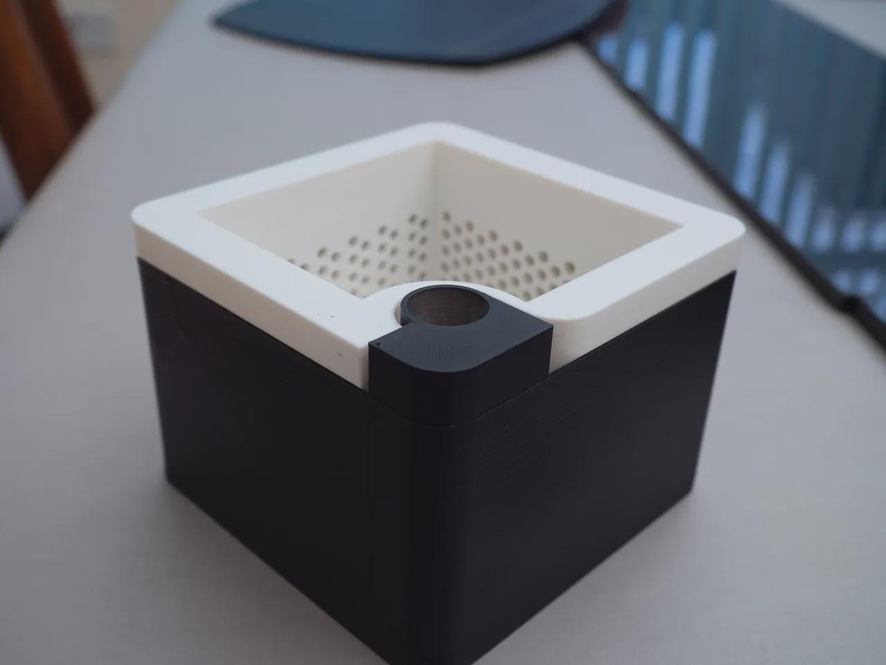 Self-Watering Planter 3D Printed Modern Pot with Built-In Reservoir for Indoor Plants, Succulents & Herb Garden