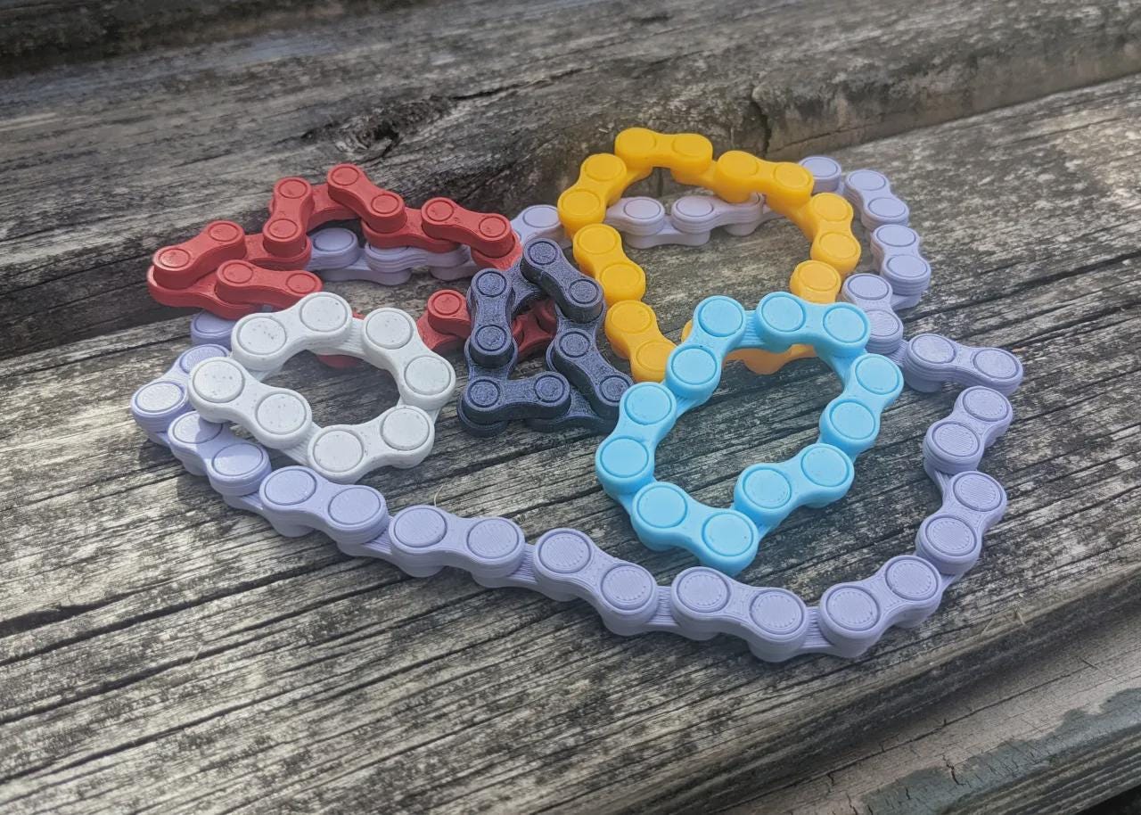 Chain Link Fidget Toy - Sensory Toys for adults and children - Adult and Kid Toy