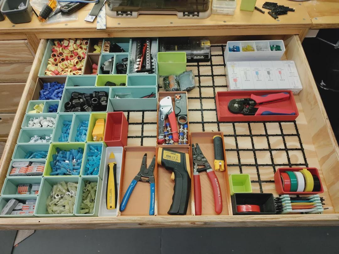 Custom Gridfinity Designs & 3D Printing – Personalized Storage Solutions for Your Workspace!