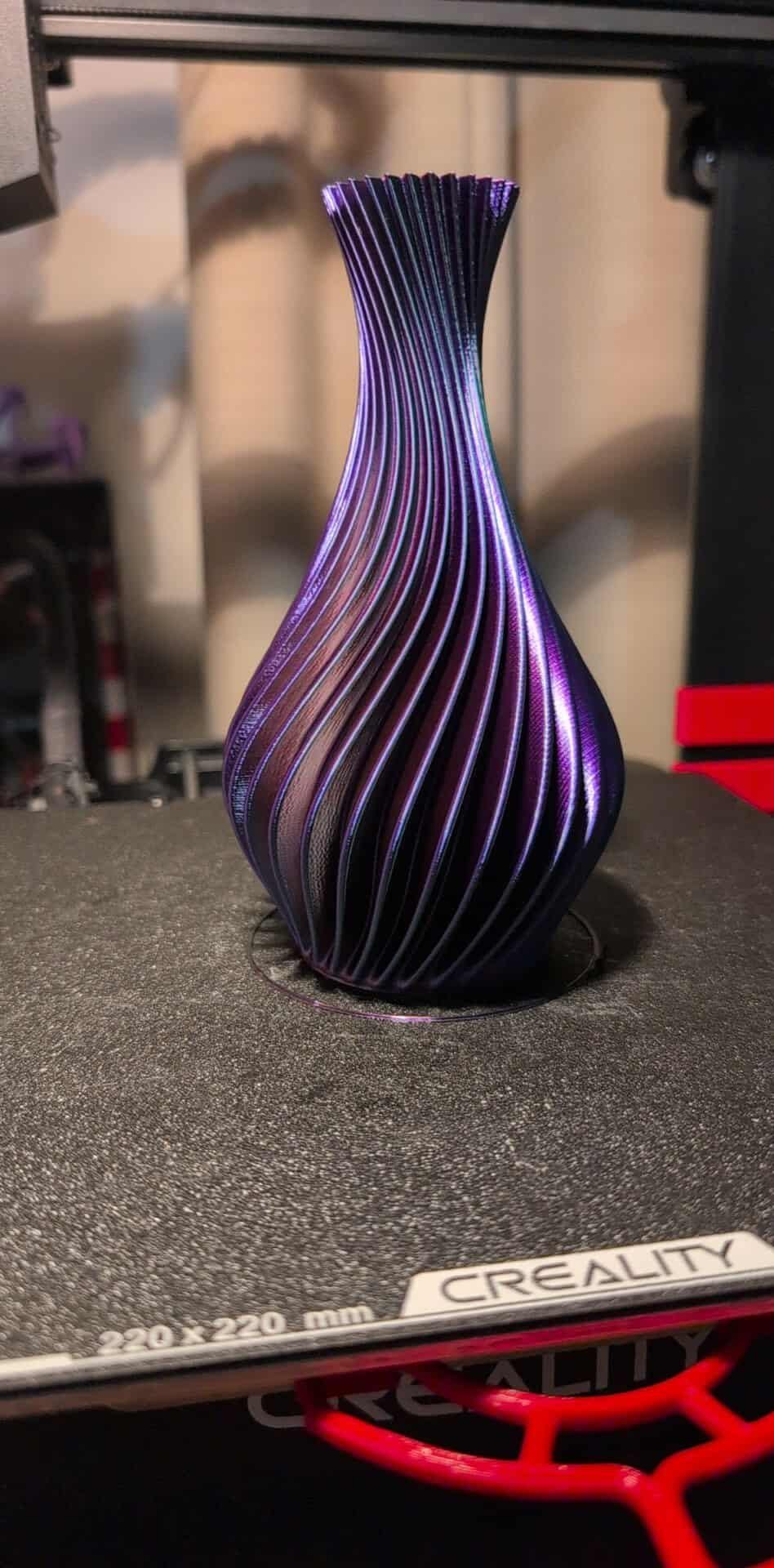 3D Printed Spiral Vase – Tri-Colour Silk PLA | Unique Home Decor, Modern Vase, Statement Piece